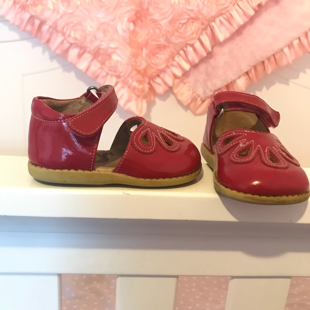 ❌SOLD❌Red Livie&Luca Petal Shoes size 4